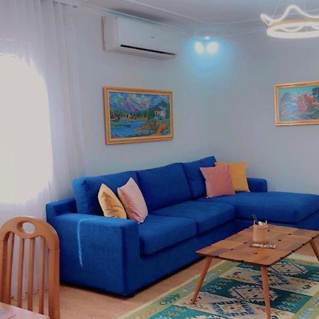 Chestnut Yard Villa Tiranë Luaran gambar